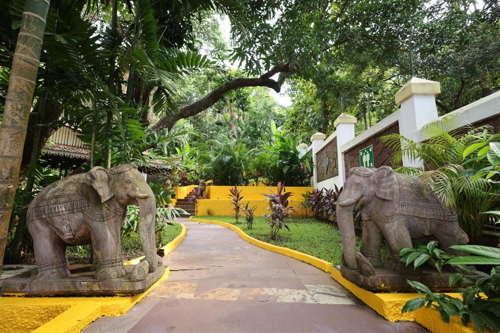 Storii By Itc Hotels, Shanti Morada Goa Resort Calangute